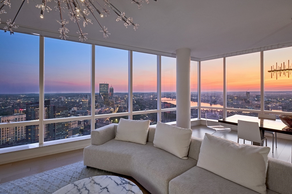 1 Franklin St #5102 in Boston
