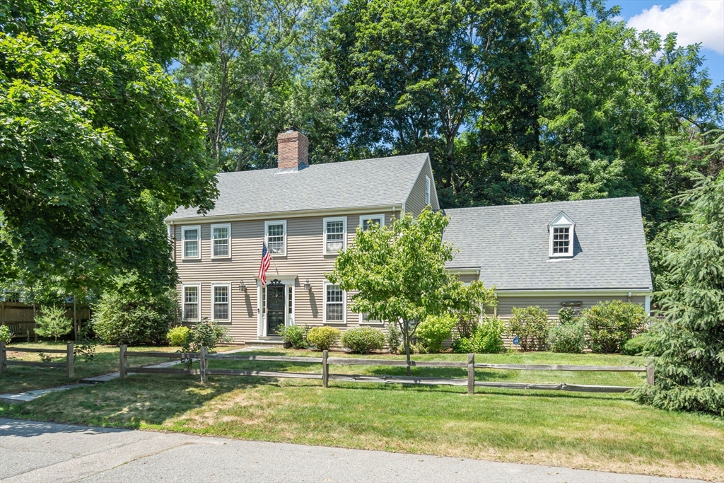 31 Old Farm Road in Dedham