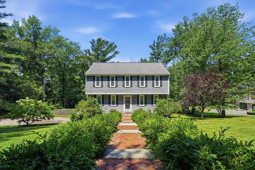 340 Church St in Marshfield