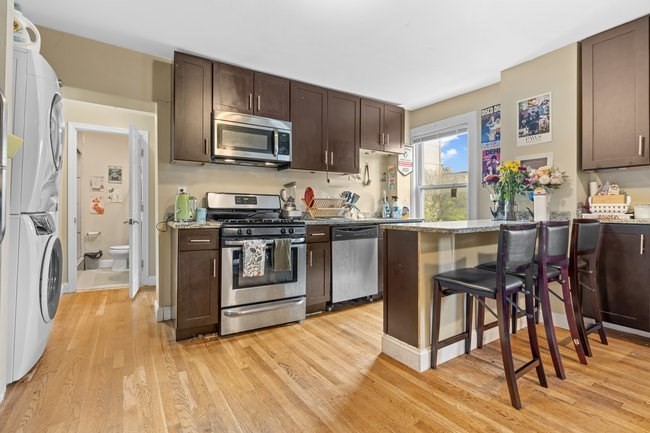 4 Burke St in Roxbury Crossing