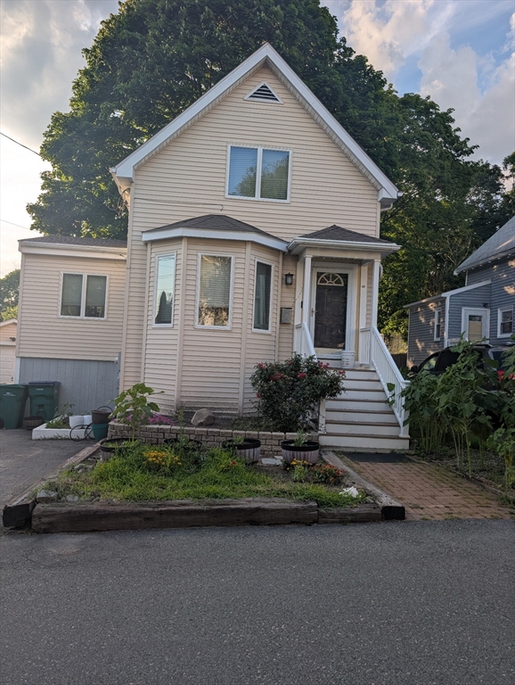 18 Windsor Ave in Lynn