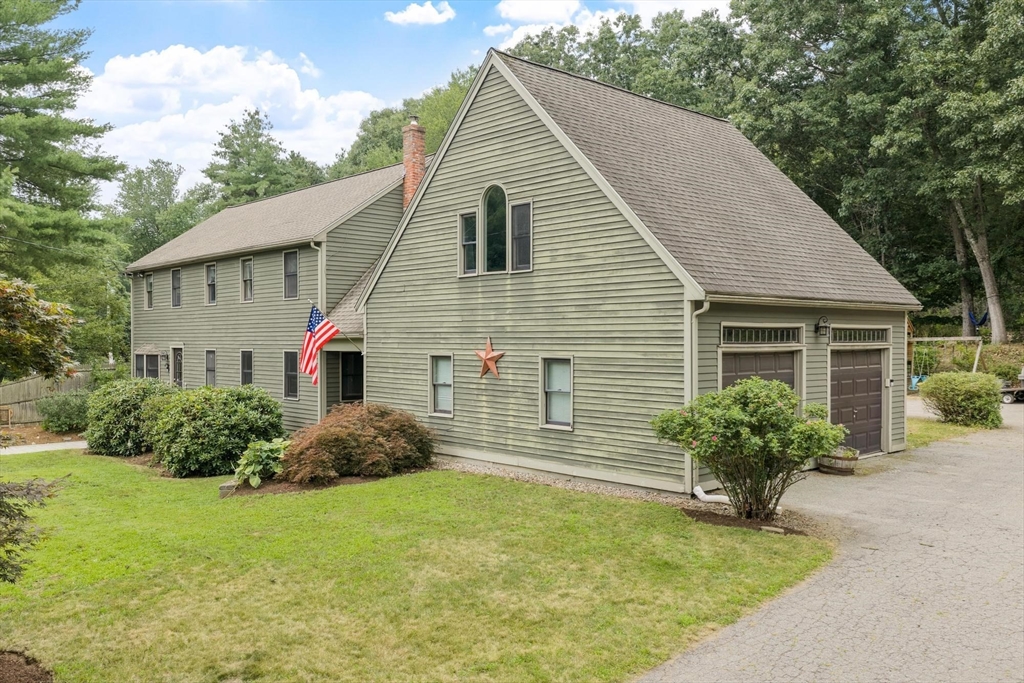 2 Nashoba Trl in Littleton