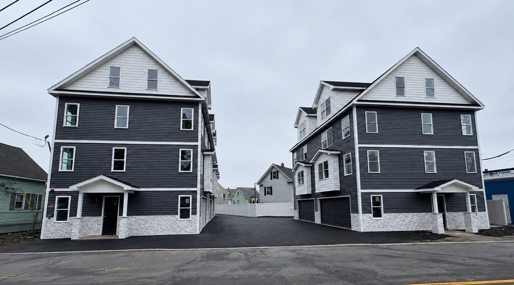 562 Gorham Street #02 in Lowell