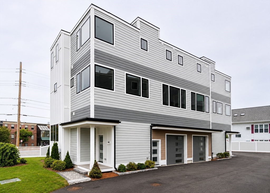 308 NEWTON STREET #1 in Waltham