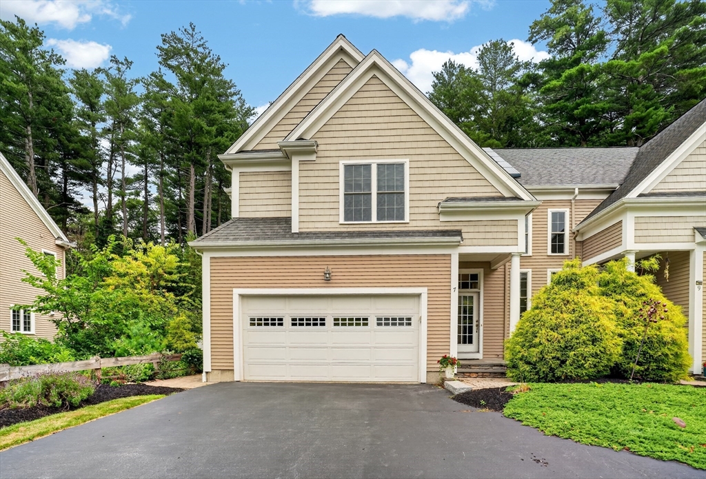 7 Cyrus Way in Northborough