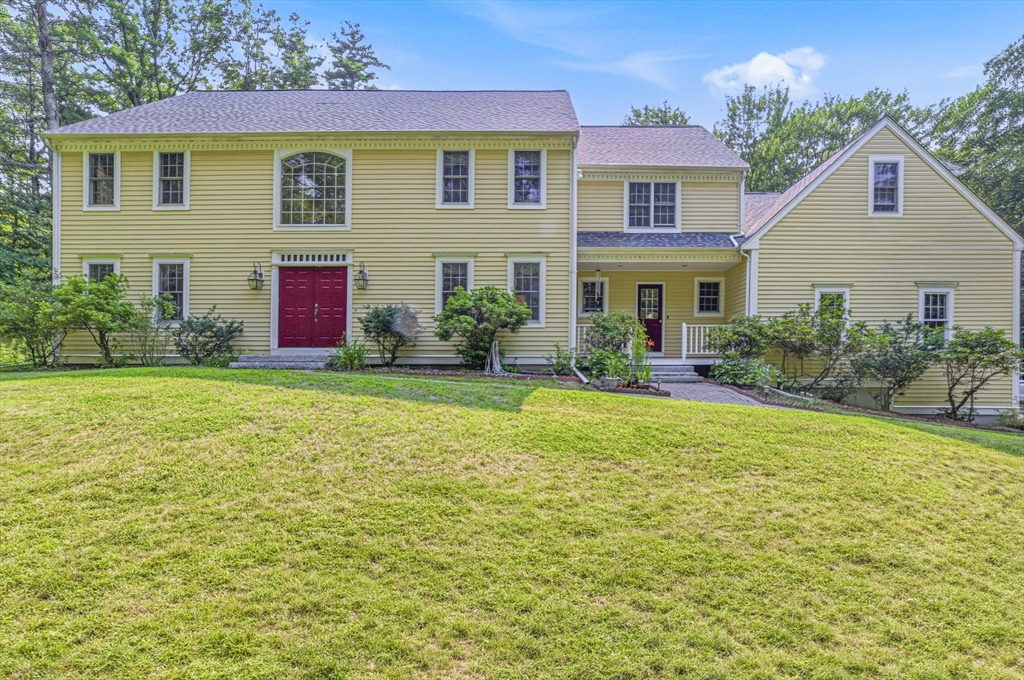 85 Cedarwood Rd in Boxborough