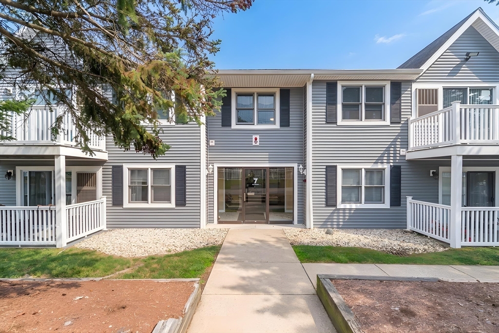 450 Somerset Ave #705 in Taunton