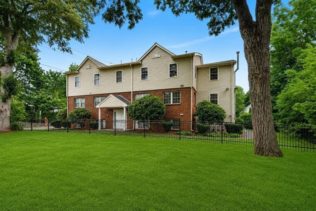 894 EAST STREET #3 in Walpole