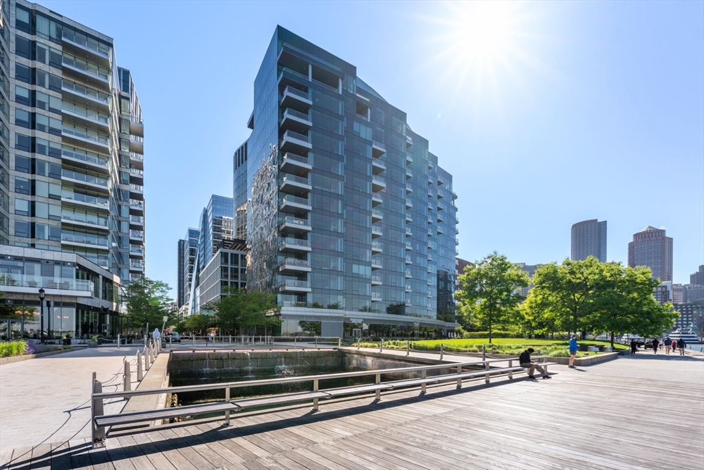 22 Liberty Dr #2L in Boston