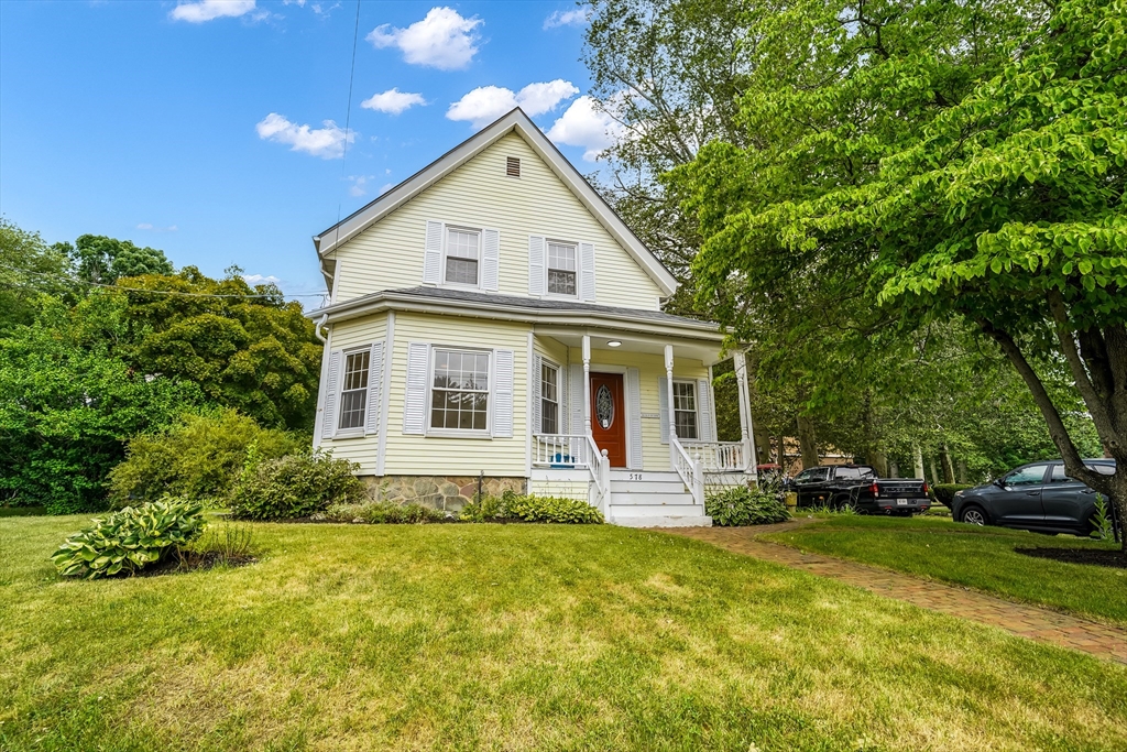 578 Plain St in Brockton
