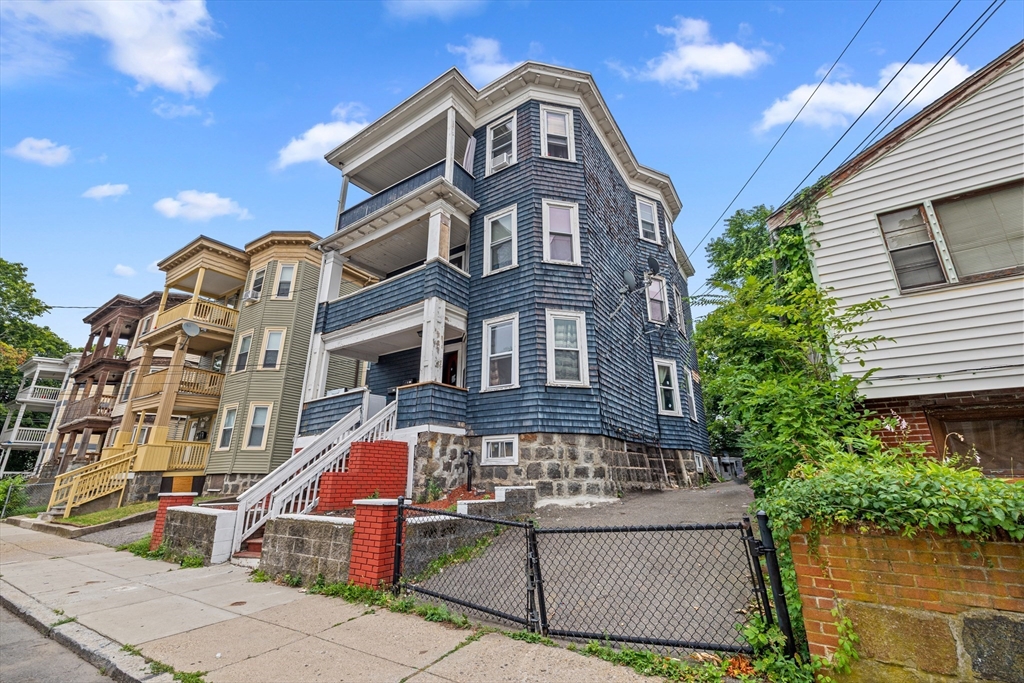 46 Theodore St in Dorchester Center