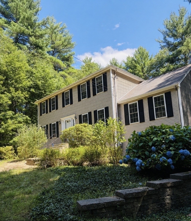 94 Whitins Rd in Sutton