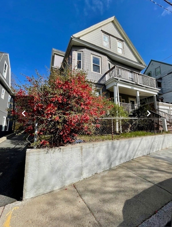 14 Dow st. in Somerville