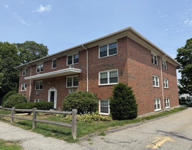 47 Alvarado Avenue #3B in Worcester
