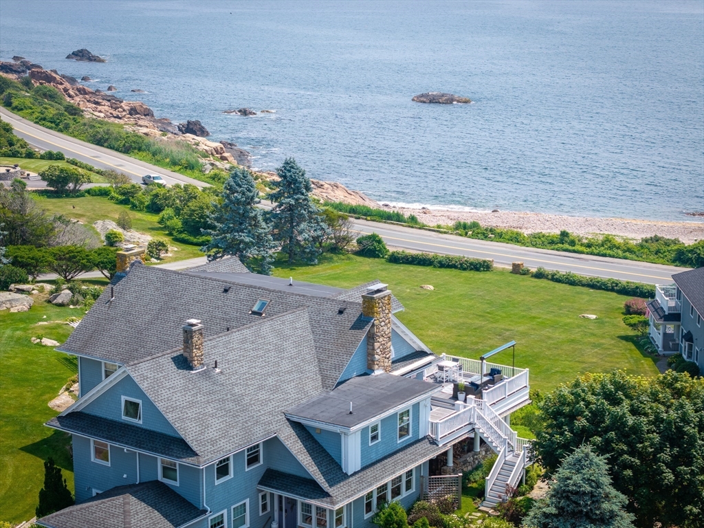 70 Grapevine Road #B in Gloucester