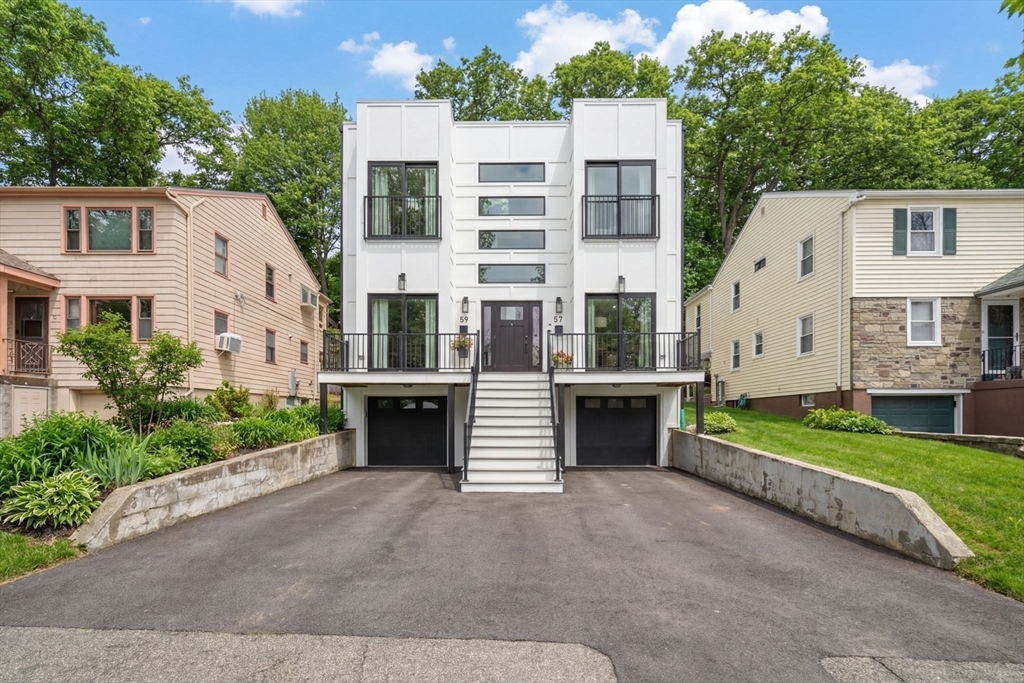 57-59 Highland rd #59 in Brookline