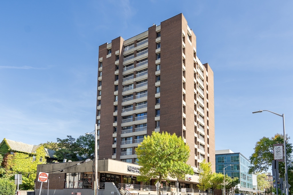 1105 Massachusetts Ave #6A in Cambridge
