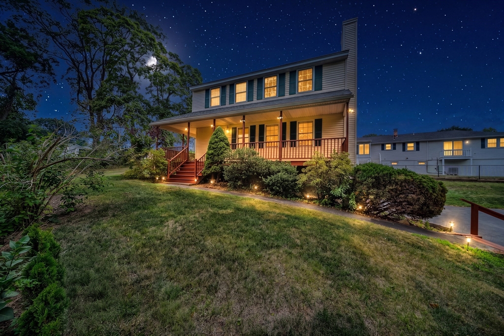 15 Aberdeen Rd in Methuen
