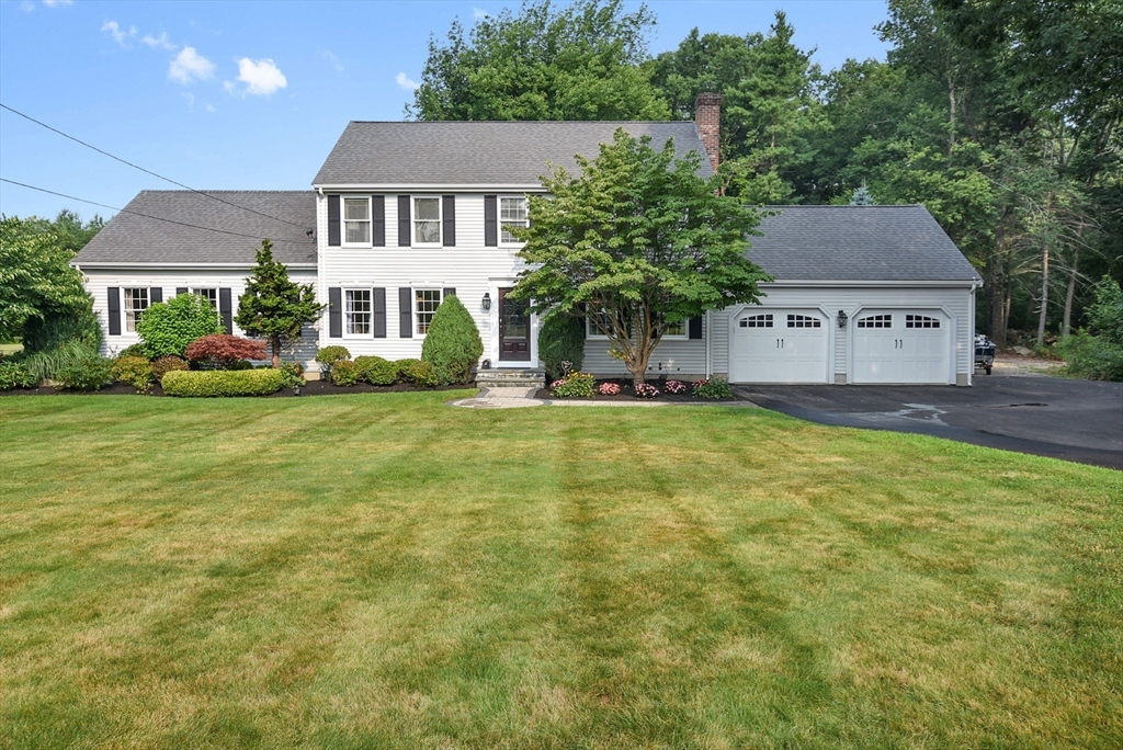 82 Bellingham Rd in Blackstone