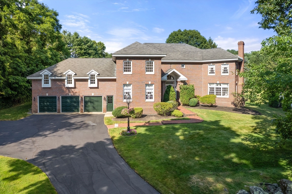 16 Longmeadow Rd in Milton