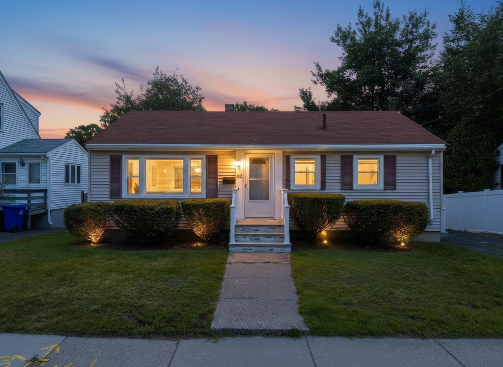 42 Windham Road in Hyde Park