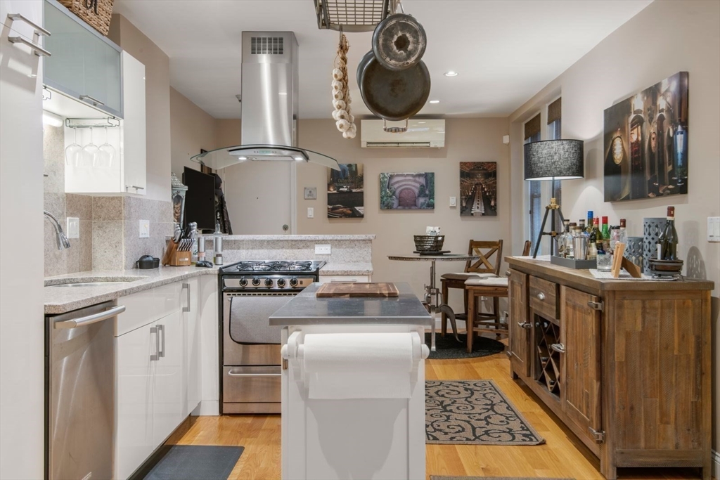 27 Clark Street #6 in Boston