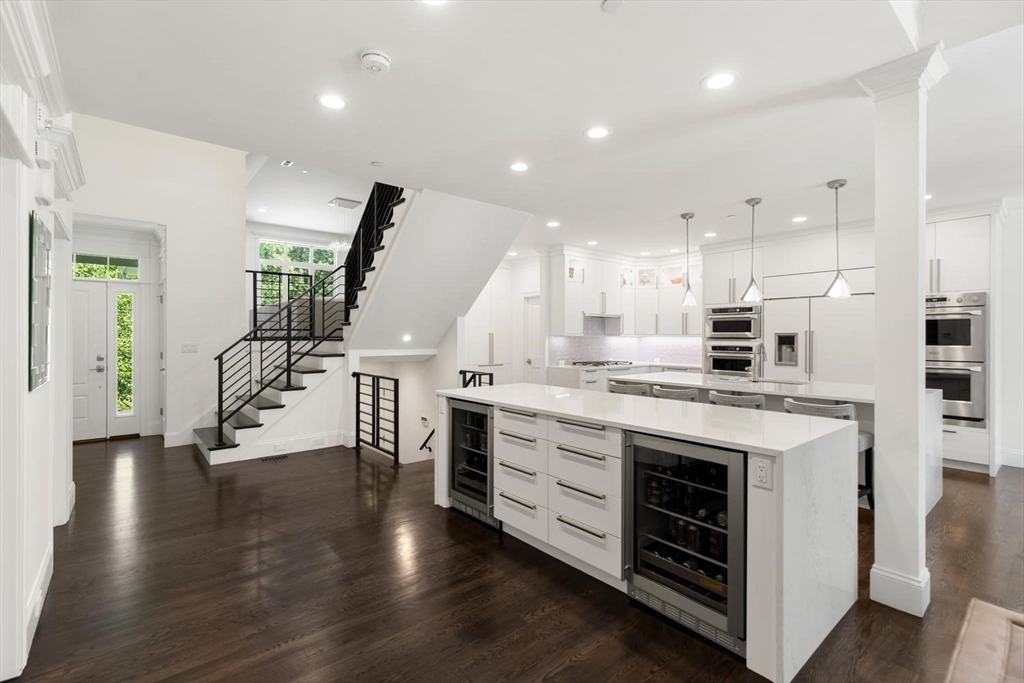11 Crenshaw Ln #11 in Andover