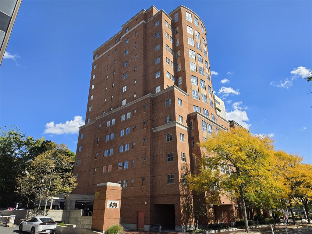 931 Massachusetts Ave #303 in Cambridge