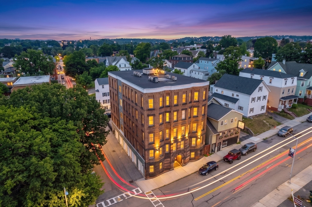 257 Pleasant St #7 in Worcester