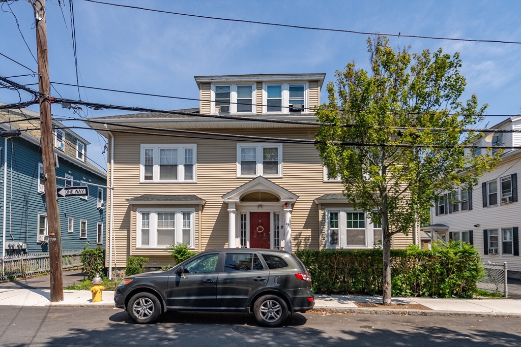 33 Harbor Street in Salem