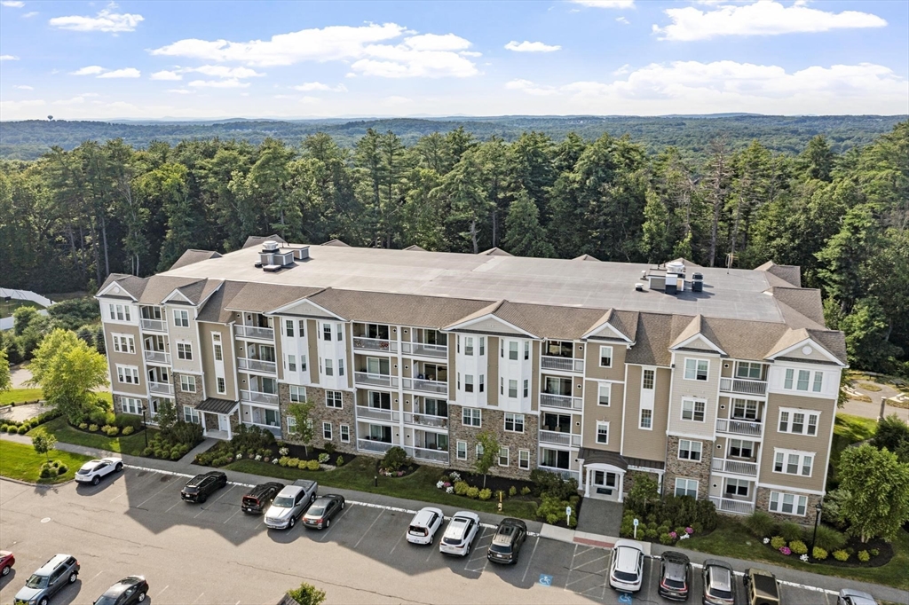 2 Francis Dr #203 in Andover