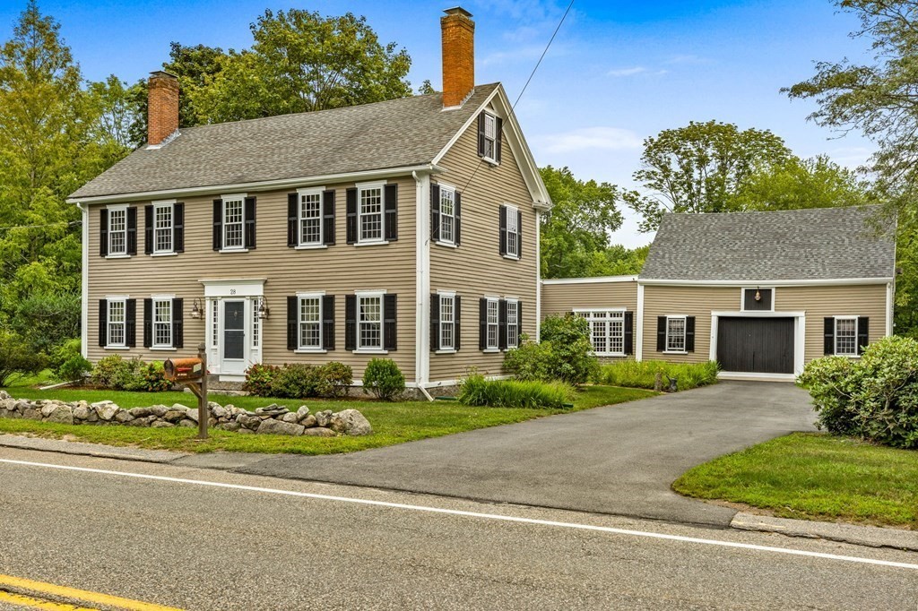 28 Spring Street in Hanson