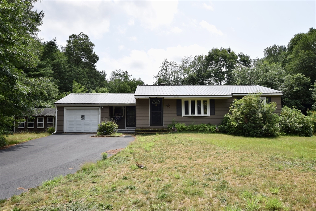 197 Birch St in Pembroke