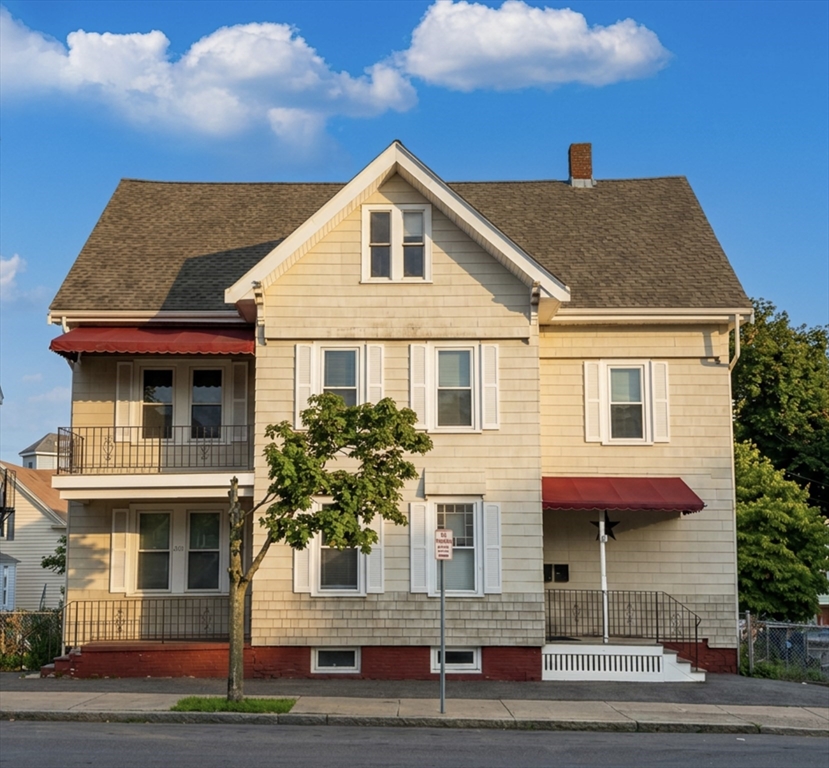 203-205 Salem St in Malden