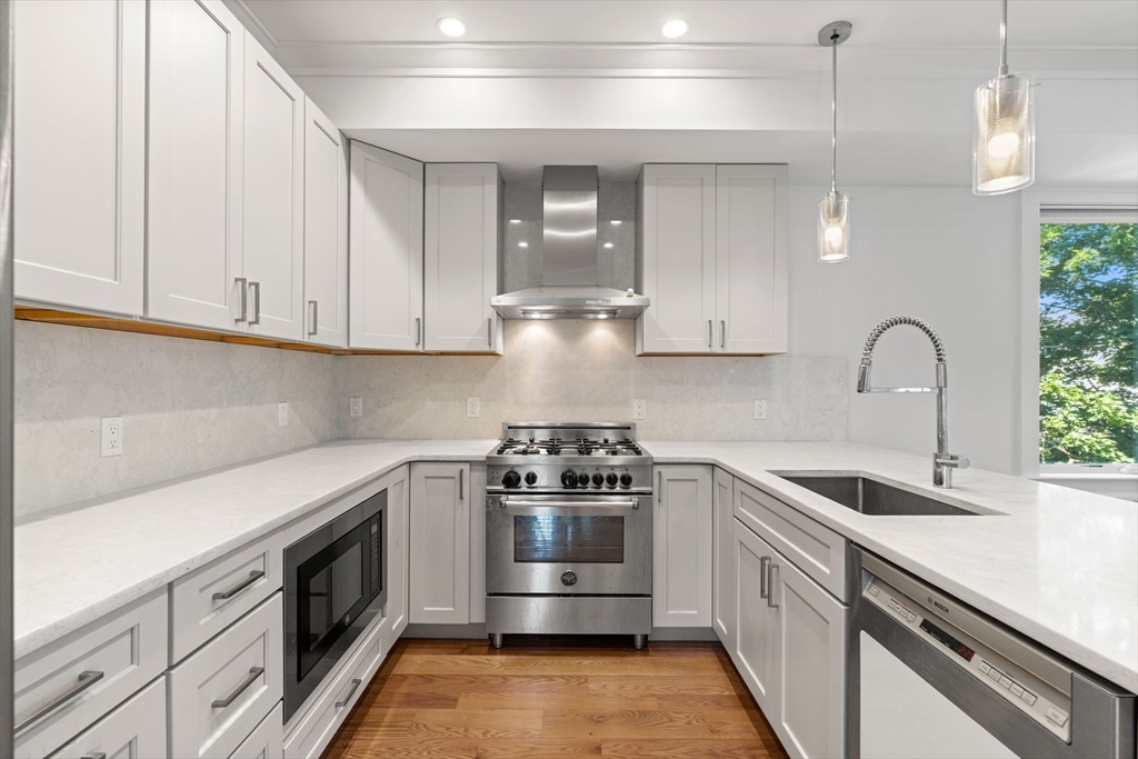 17 Vinton Street #PH5 in Boston