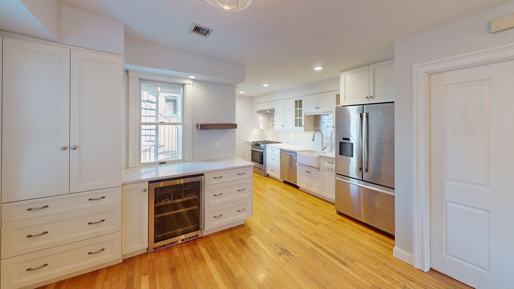 214-216 W 7Th St #2L in Boston