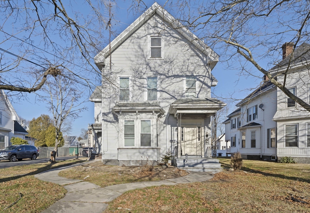 218 South Ave in Whitman