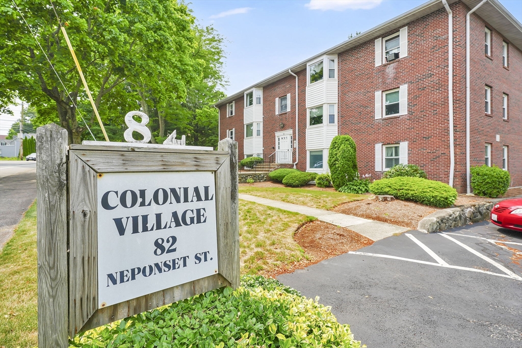 82 Neponset St #B in Canton