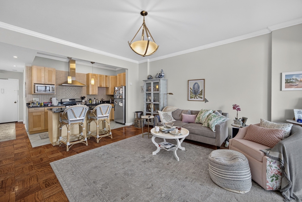 2 Hawthorne Place #17G in Boston
