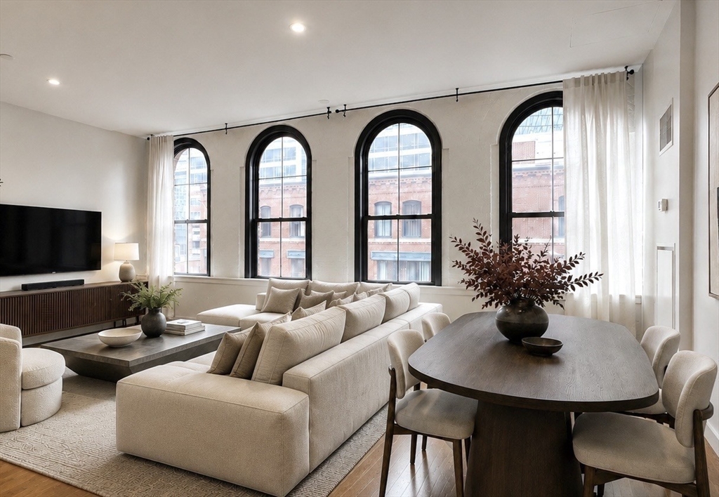 346 Congress St #518 in Boston