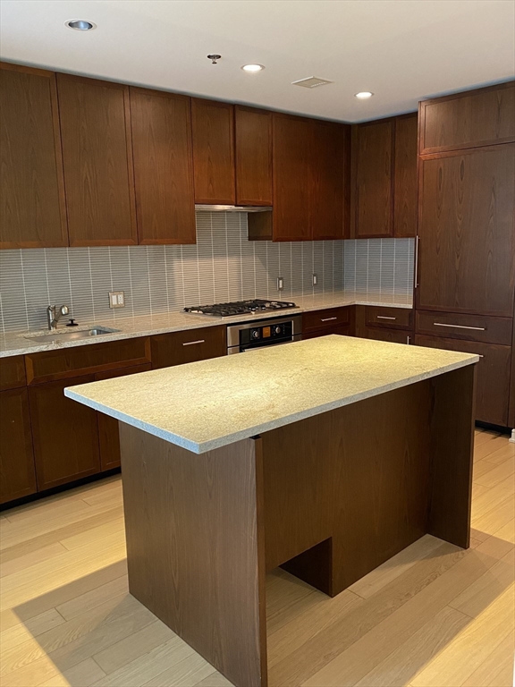 580 Washington St #604 in Boston
