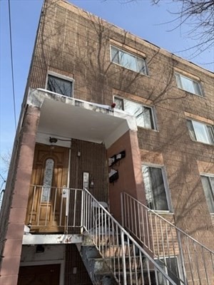 85 Munroe St in Roxbury