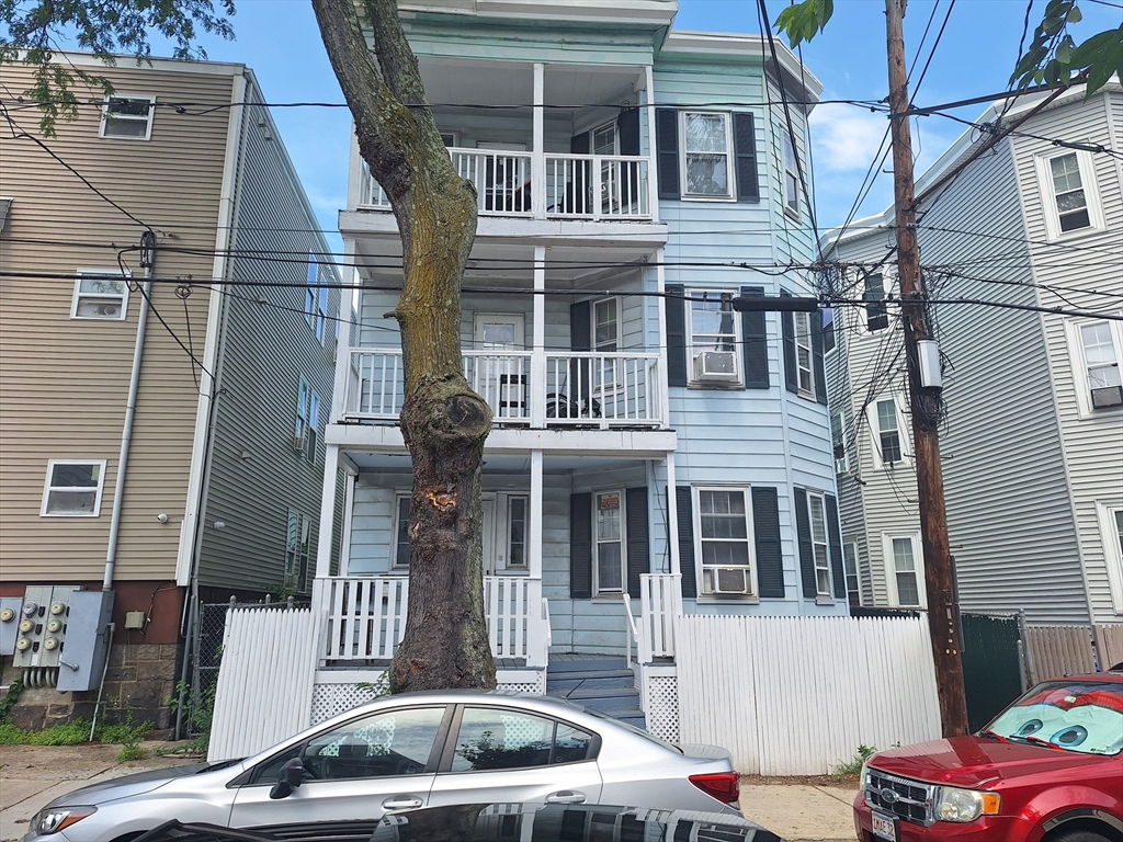 148 Congress Ave in Chelsea