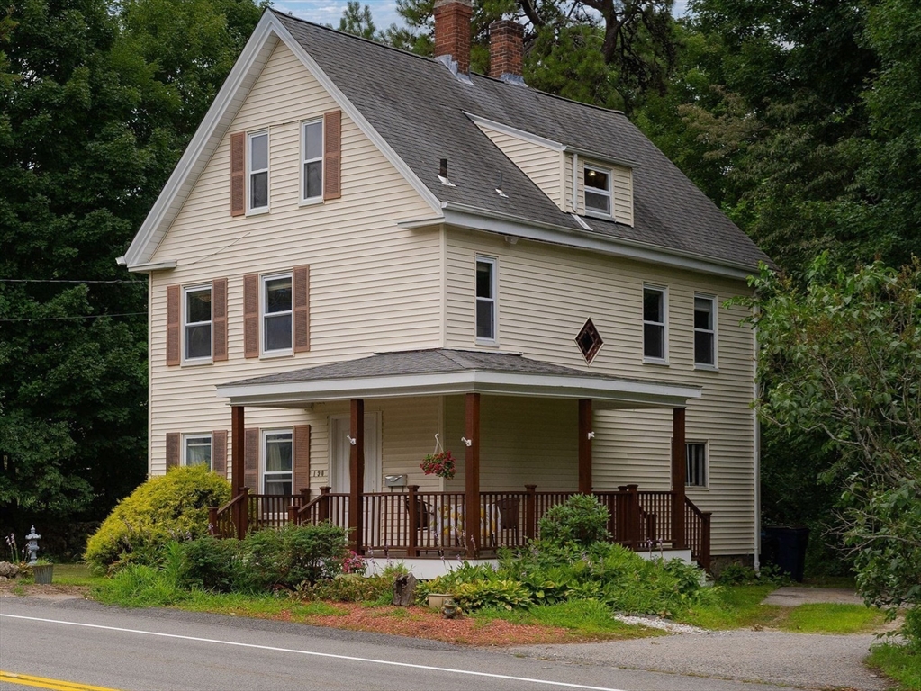 190 N. Main Street in Sharon