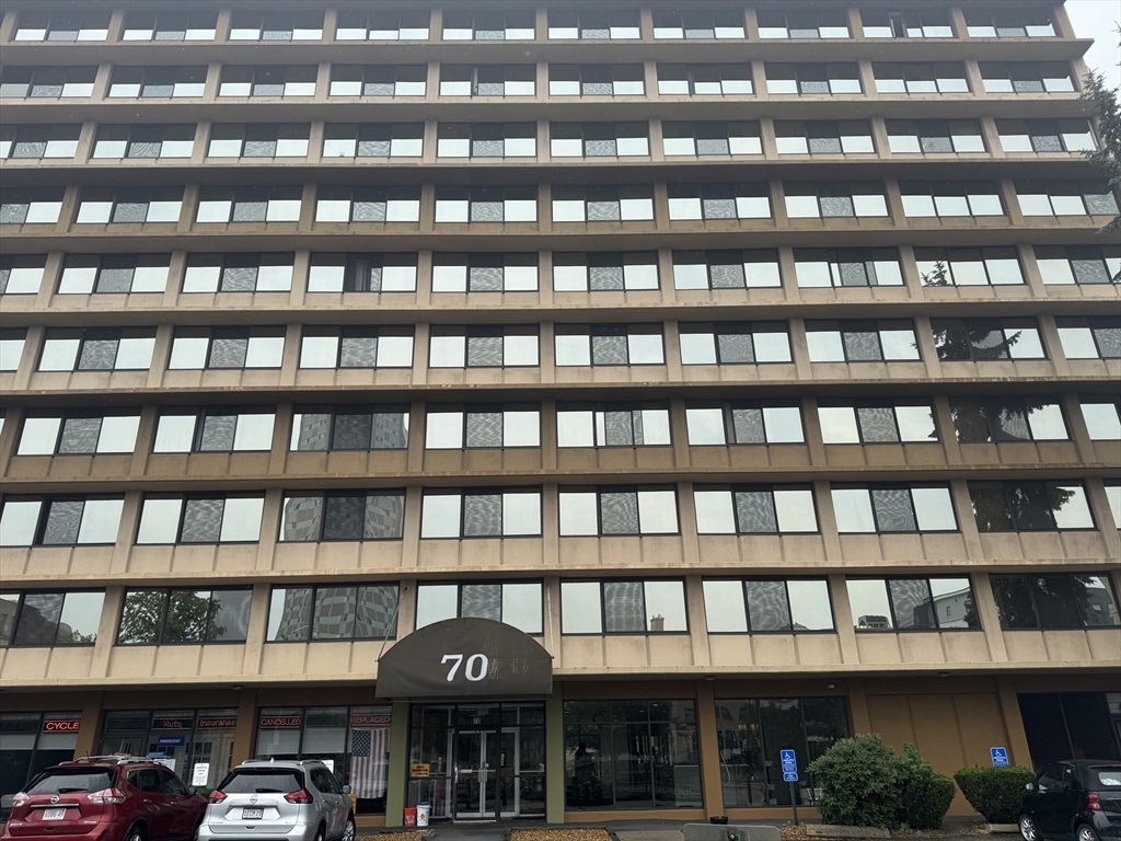 70 Southbridge St #713 in Worcester
