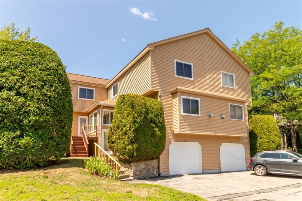 60 Algonquin Trail #60 in Ashland