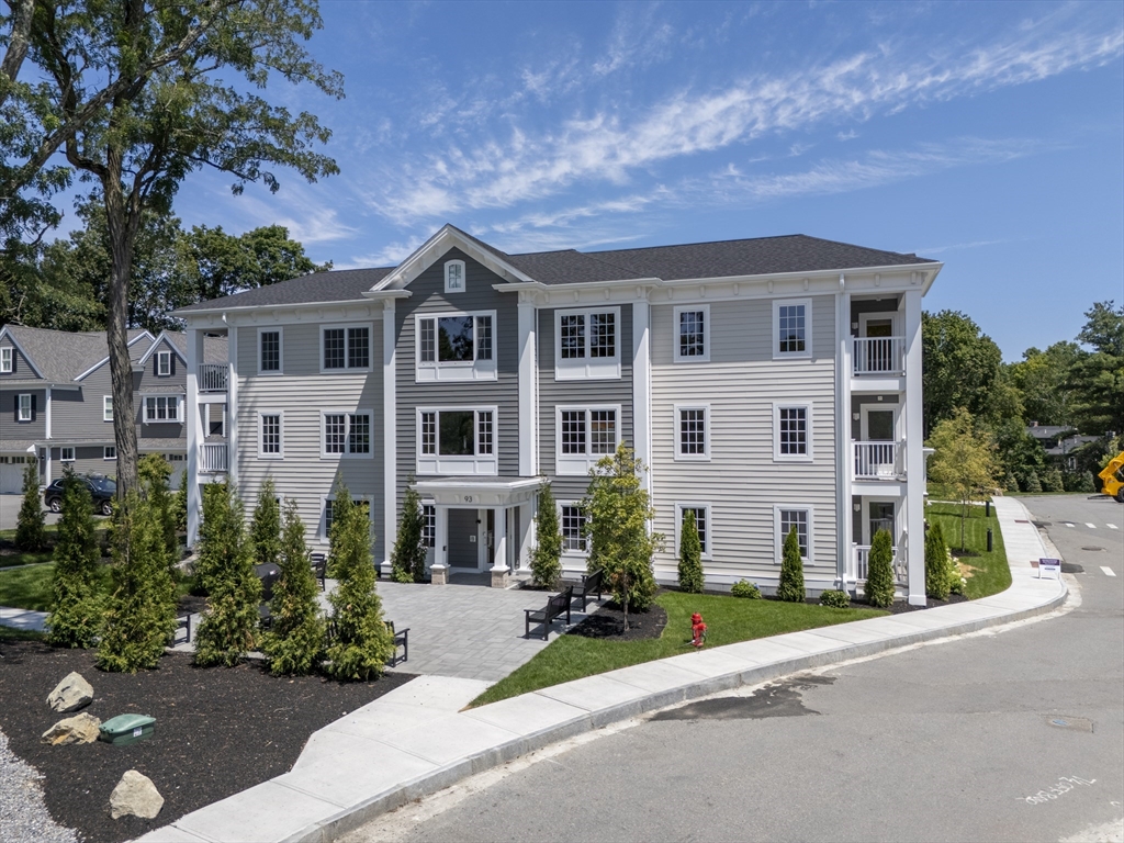 93 Bedford Street #104 in Lexington