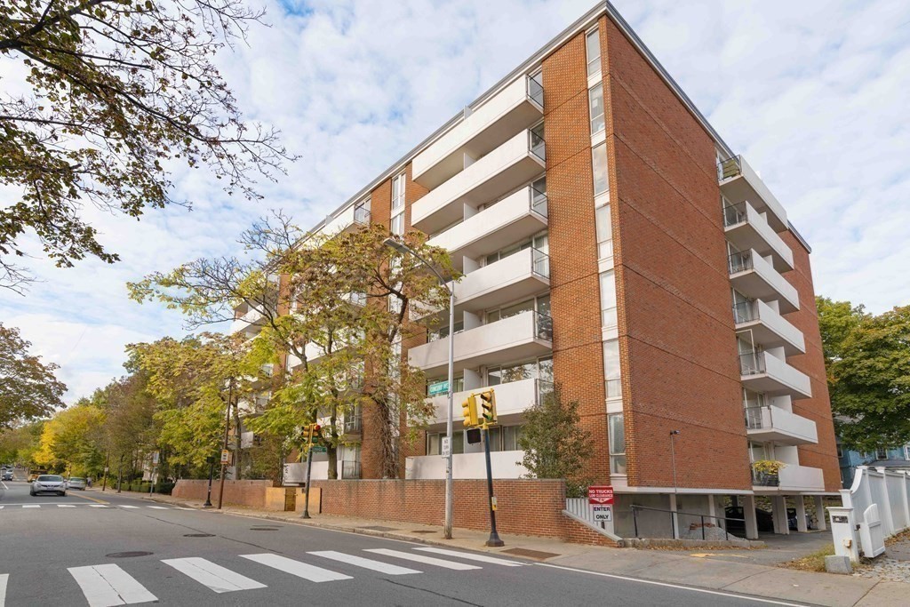 29 Concord Ave. #212 in Cambridge
