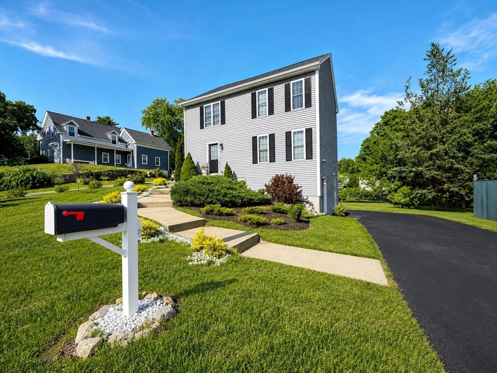 24 Beach St in Milford