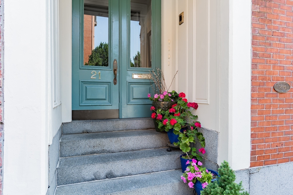 21 Harvard St #4 in Charlestown